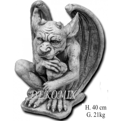 Gargoyle sitzend Knie und Zahn