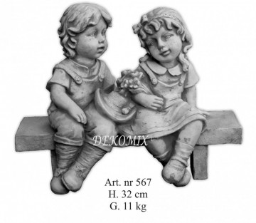 Pärchen auf der Bank