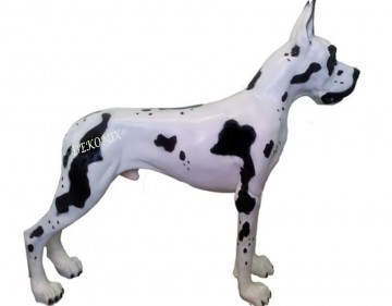 Deutsche Dogge stehend groß