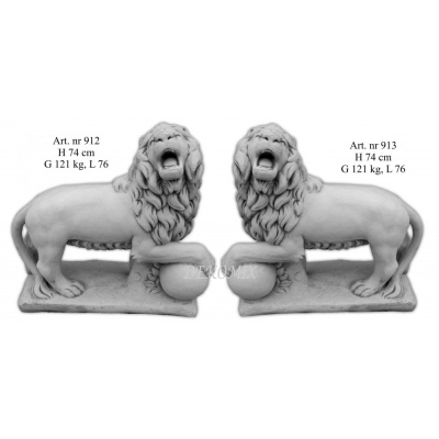 Löwe mit Kugel rechts