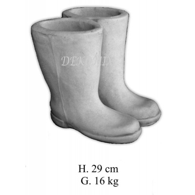 Gummistiefel als Blumenvase