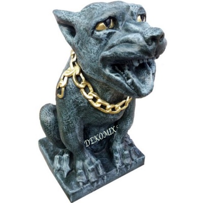 Gargoyle-Hund mit Kette - bettelnd