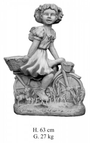 Mädchen auf dem Fahrad